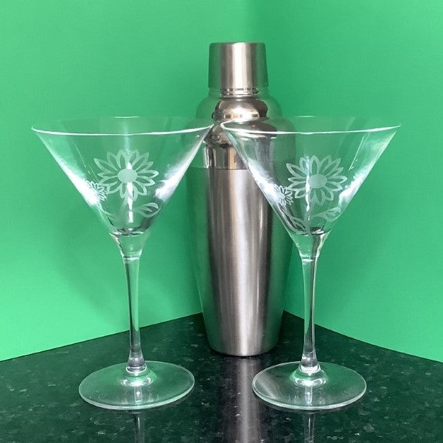 Sunflower 9.5 ounce Mid Century Cocktail Glassware Retro Etched Glassware Gift Martini Lover Barware Vintage Engraved Glassware Gift