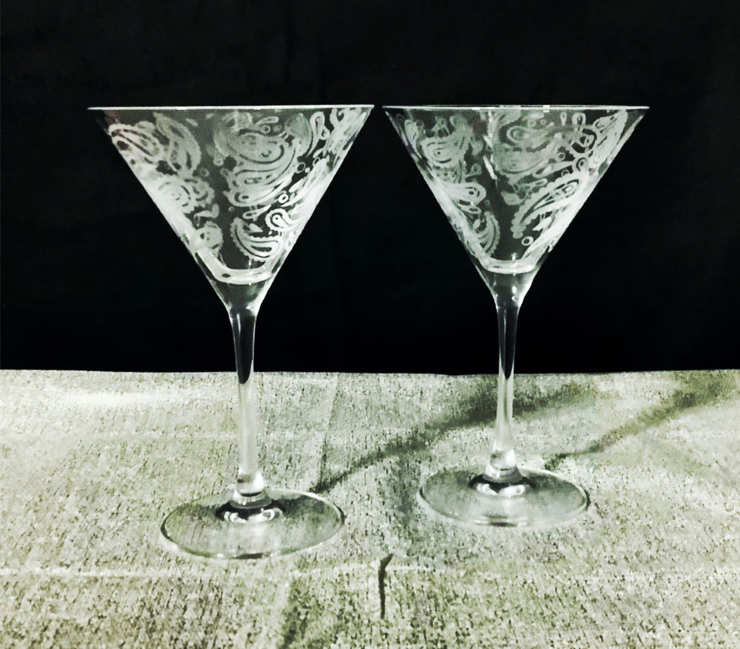 Paisley Martini Glasses Retro Hippie Paisley Cocktail Glasses Sixties Lover Barware Gift 10 ounce Set of 2 Retro Lover Martini Glasses