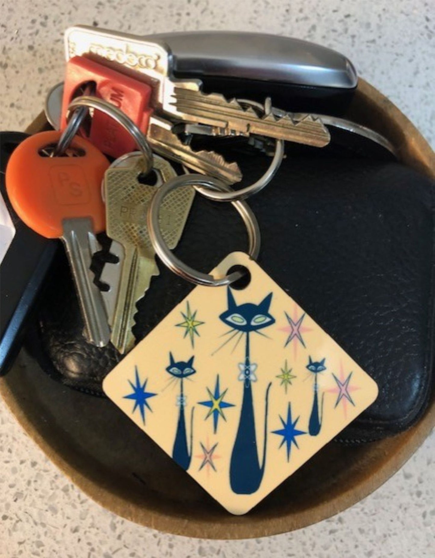 Atomic Cat Keychain Mid Century Modern cute Beige Key Chain Retro Cat Lover Gift Vintage styled Throw back Sand keychain