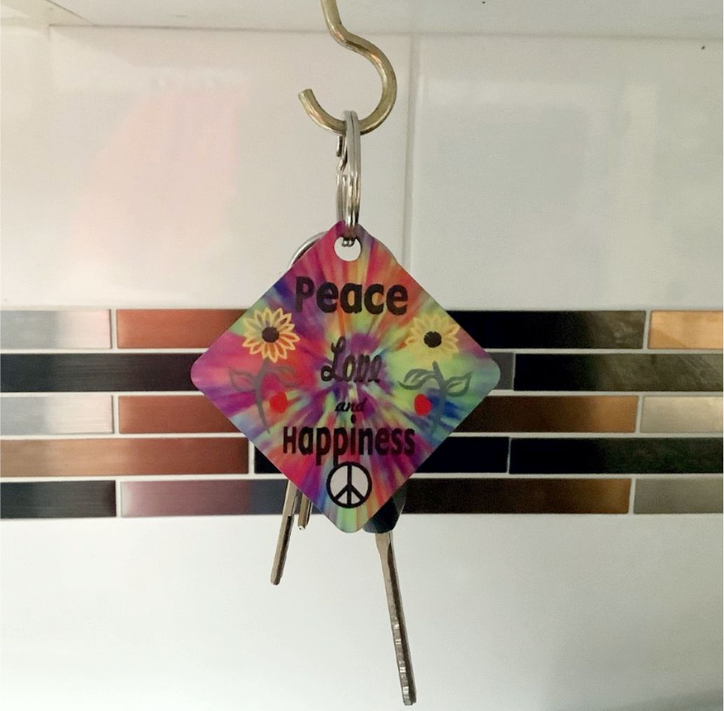 Retro Sixties Peace Love & Happiness Keychain | Groovy Hippie Keyring