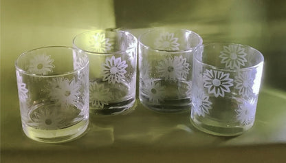 Retro Sunflower Whiskey Glasses Happy Etched Rocks Glasses Gift Sixties Lover Cocktail Gift Set of 4 Sunflower Barware Housewarming Gift