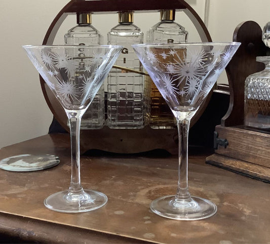 Atomic Era Etched Martini Glass Starburst Mid Century Glassware Retro Cocktail Glass Home Decor Gift Set of 2 Vintage Martini Lover Barware