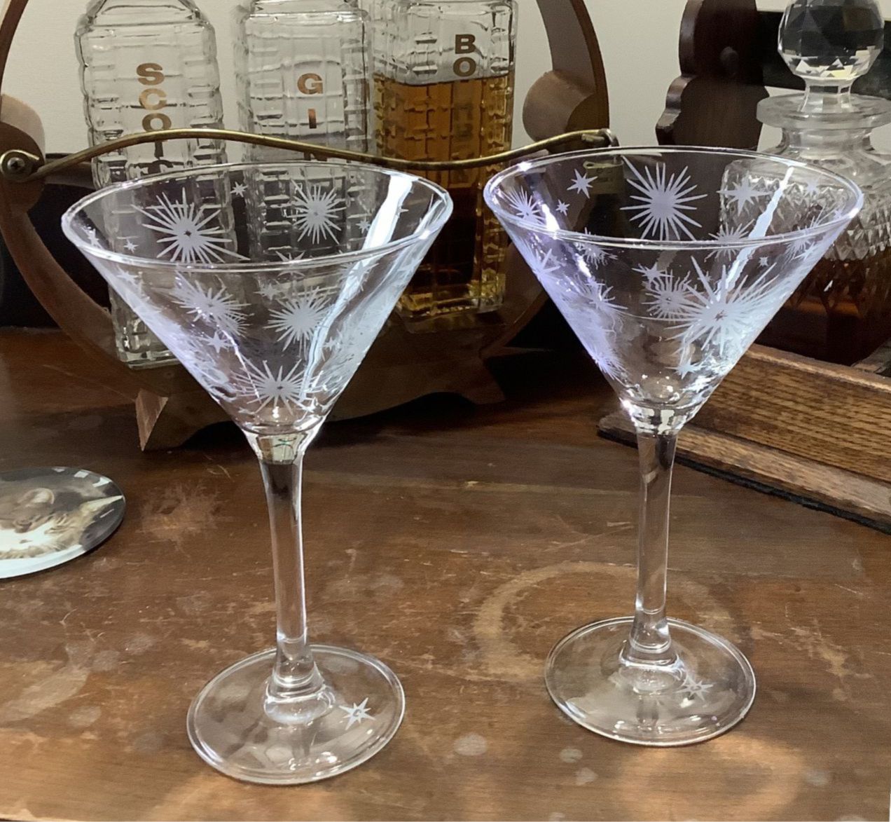 Atomic Era Etched Martini Glass Starburst Mid Century Glassware Retro Cocktail Glass Home Decor Gift Set of 2 Vintage Martini Lover Barware