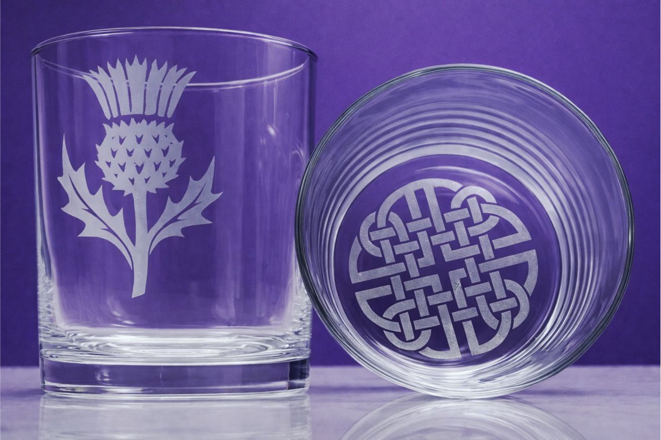 Scottish Thistle Whiskey Glass with Hand Etched Celtic Knot – Scotch Whisky Tumbler, Scottish Heritage Barware, Gift for Whisky Lovers