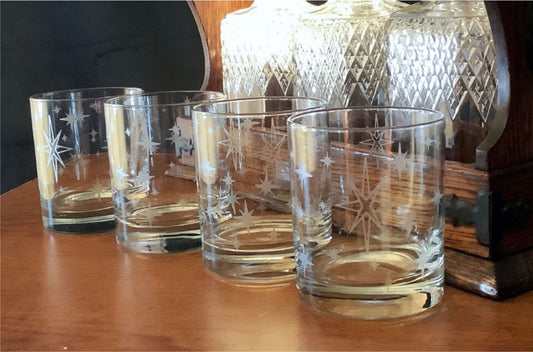 Retro starburst etched whiskey glasses set of 4 rocks mid century glassware etched retro glassware gift for bar or office whiskey lover gift