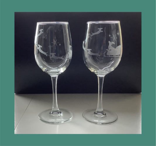 Dachshund Christmas Etched Wine Glasses Dachshund Lover Gift Free Shipping - Set of 2 - 16 ounce.