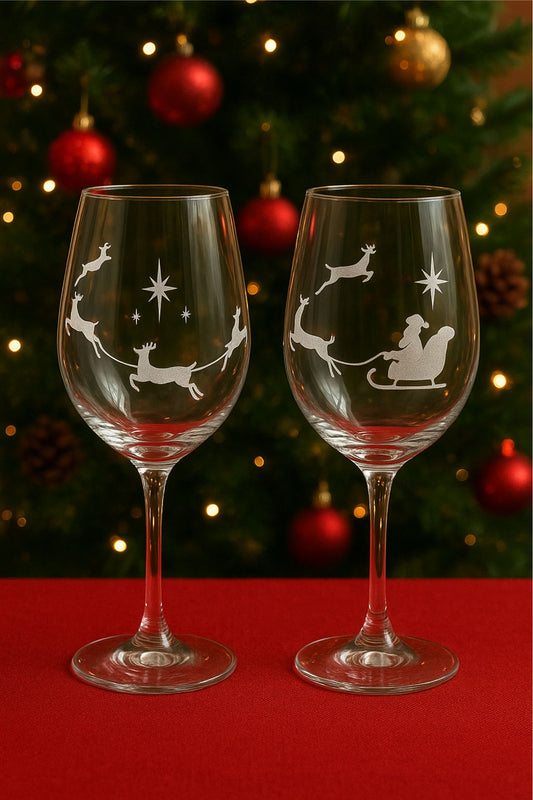 Dachshund Christmas Etched Wine Glass Set of 2 – 16 oz Holiday Dog Lover Gift